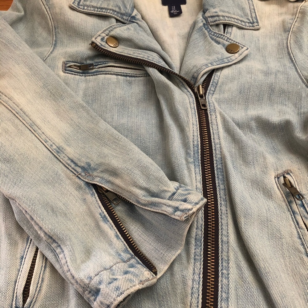 Jean jacket - Picture 5 of 5